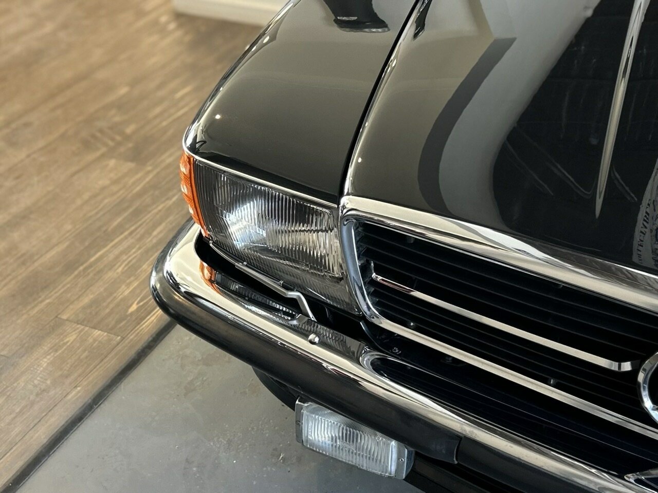 1986 MERCEDES-BENZ 560SL 4 SP AUTOMATIC 2D CONVERTIBLE