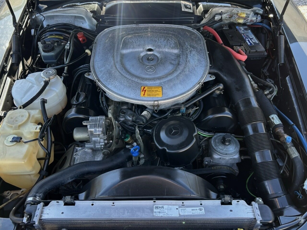 1986 MERCEDES-BENZ 560SL 4 SP AUTOMATIC 2D CONVERTIBLE