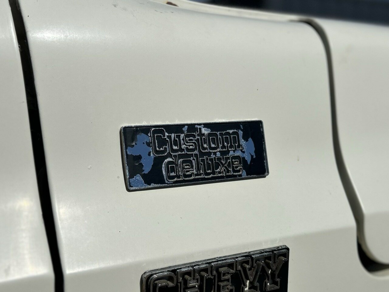 1977 CHEVROLET C60 4 SP MANUAL TRAY