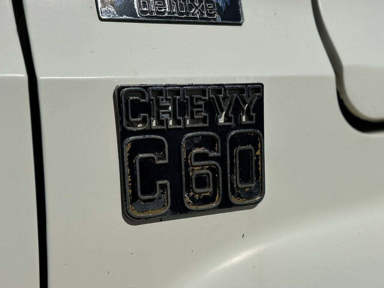 1977 CHEVROLET C60 4 SP MANUAL TRAY