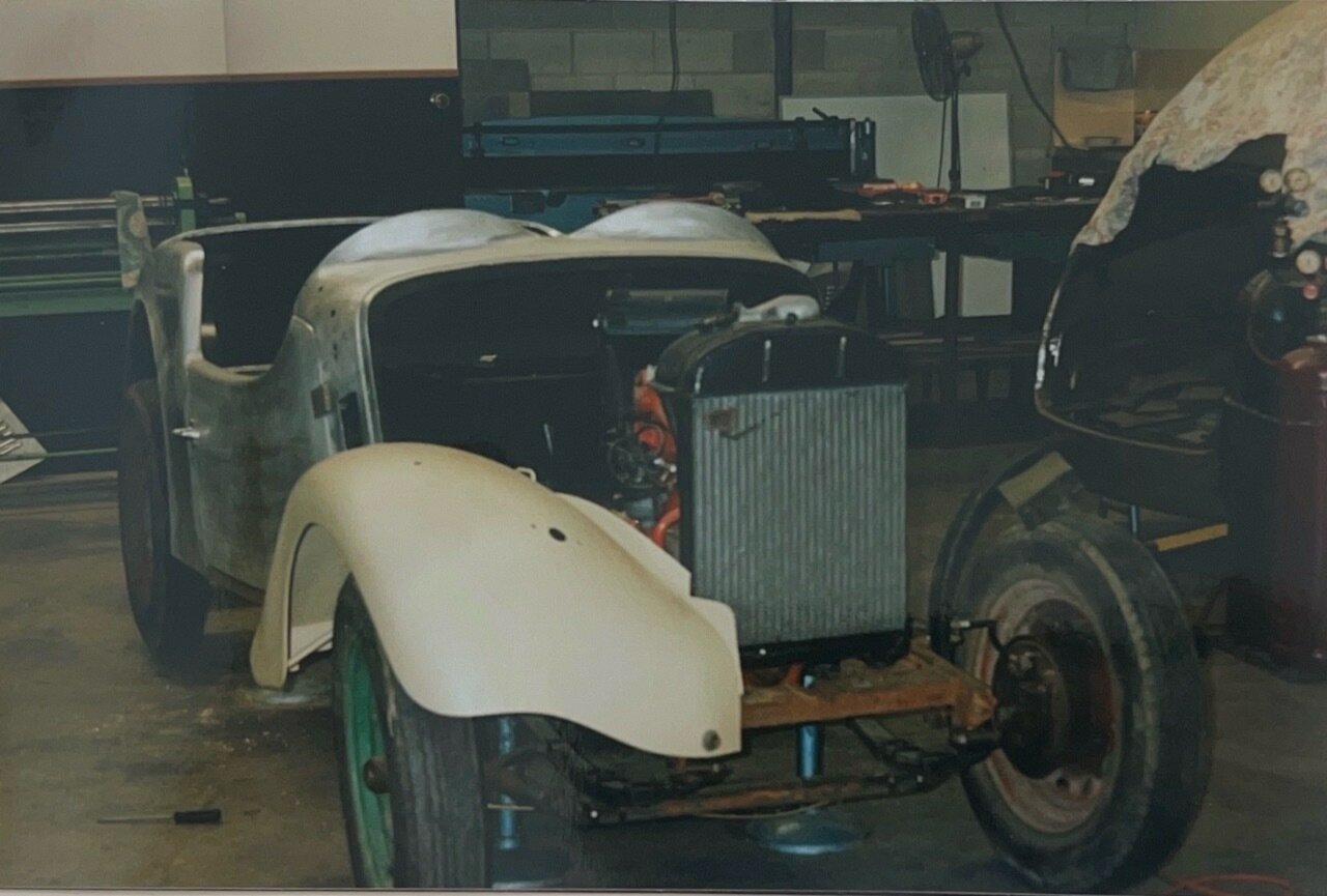 1949 SINGER 4A 4 SP MANUAL 2D ROADSTER