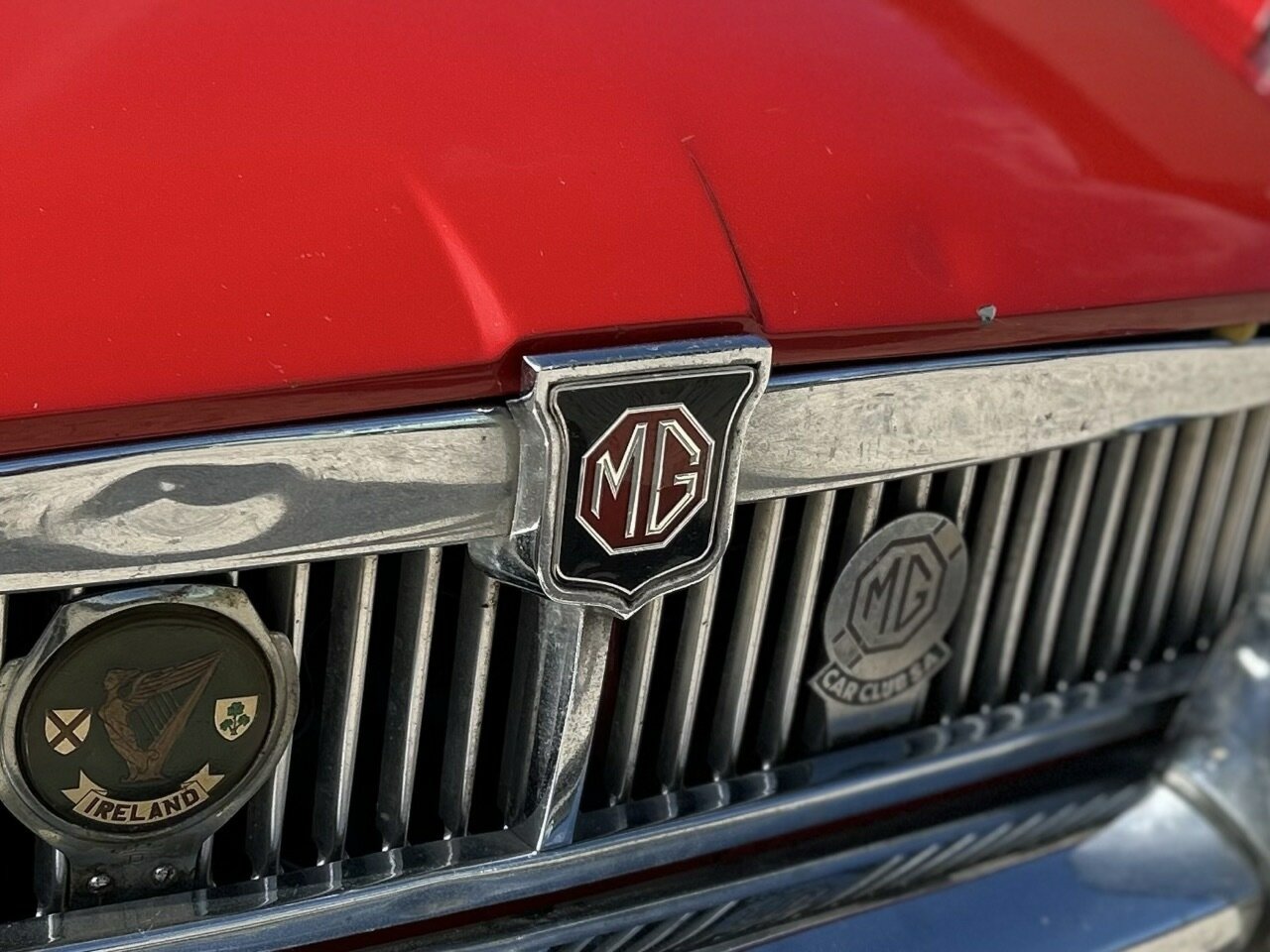 1969 MG MGB MK2 GT 4 SP MAN + OVERDRIVE 2D COUPE