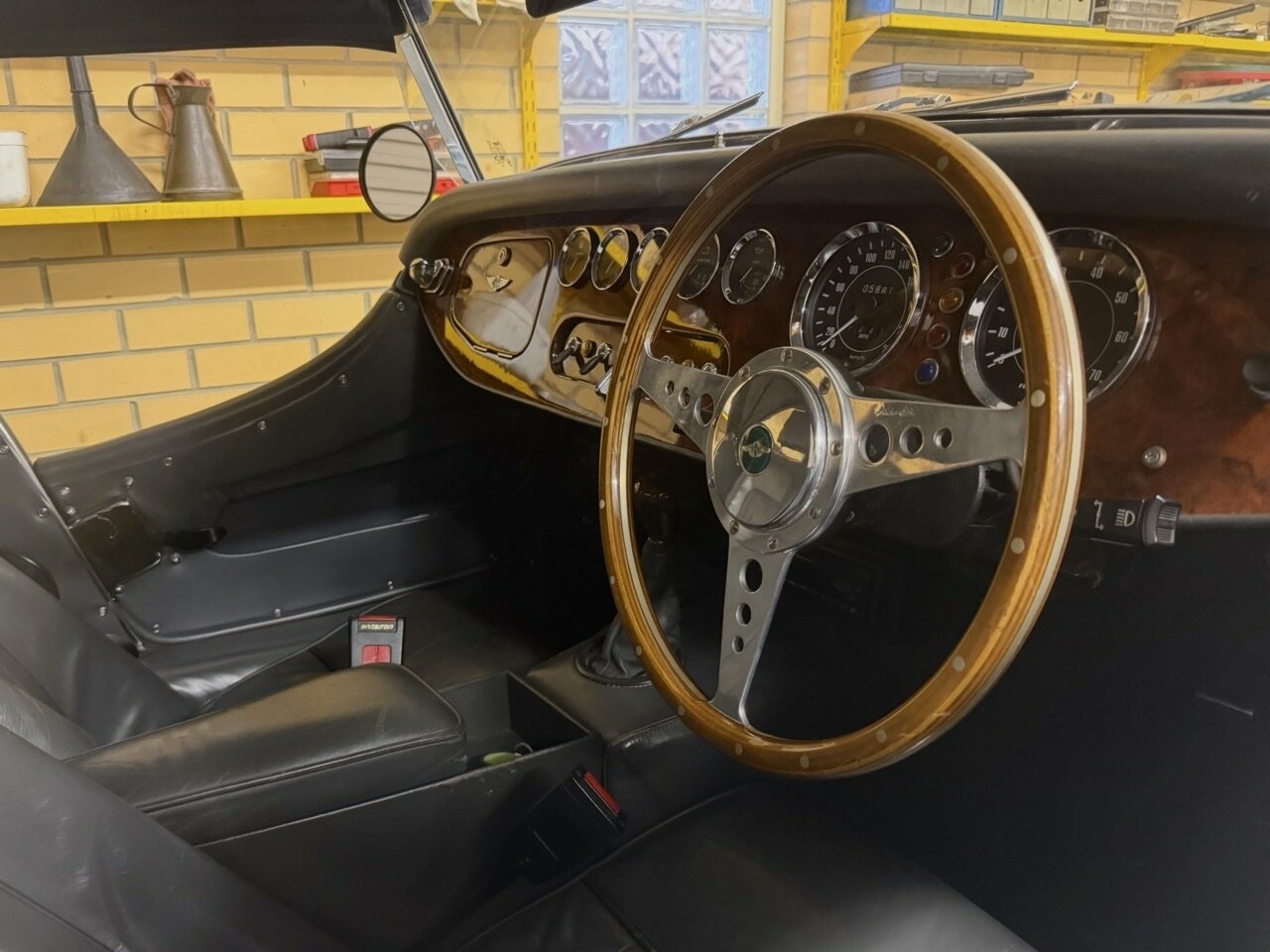 1982 MORGAN PLUS EIGHT ROADSTER