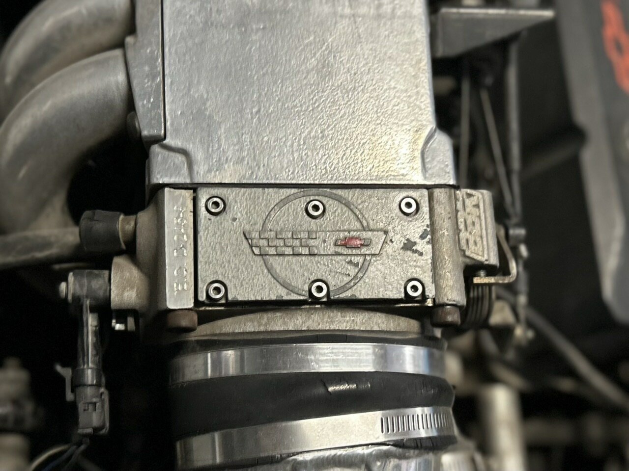 1986 CHEVROLET CORVETTE C4 4 SP AUTOMATIC CONVERTIBLE