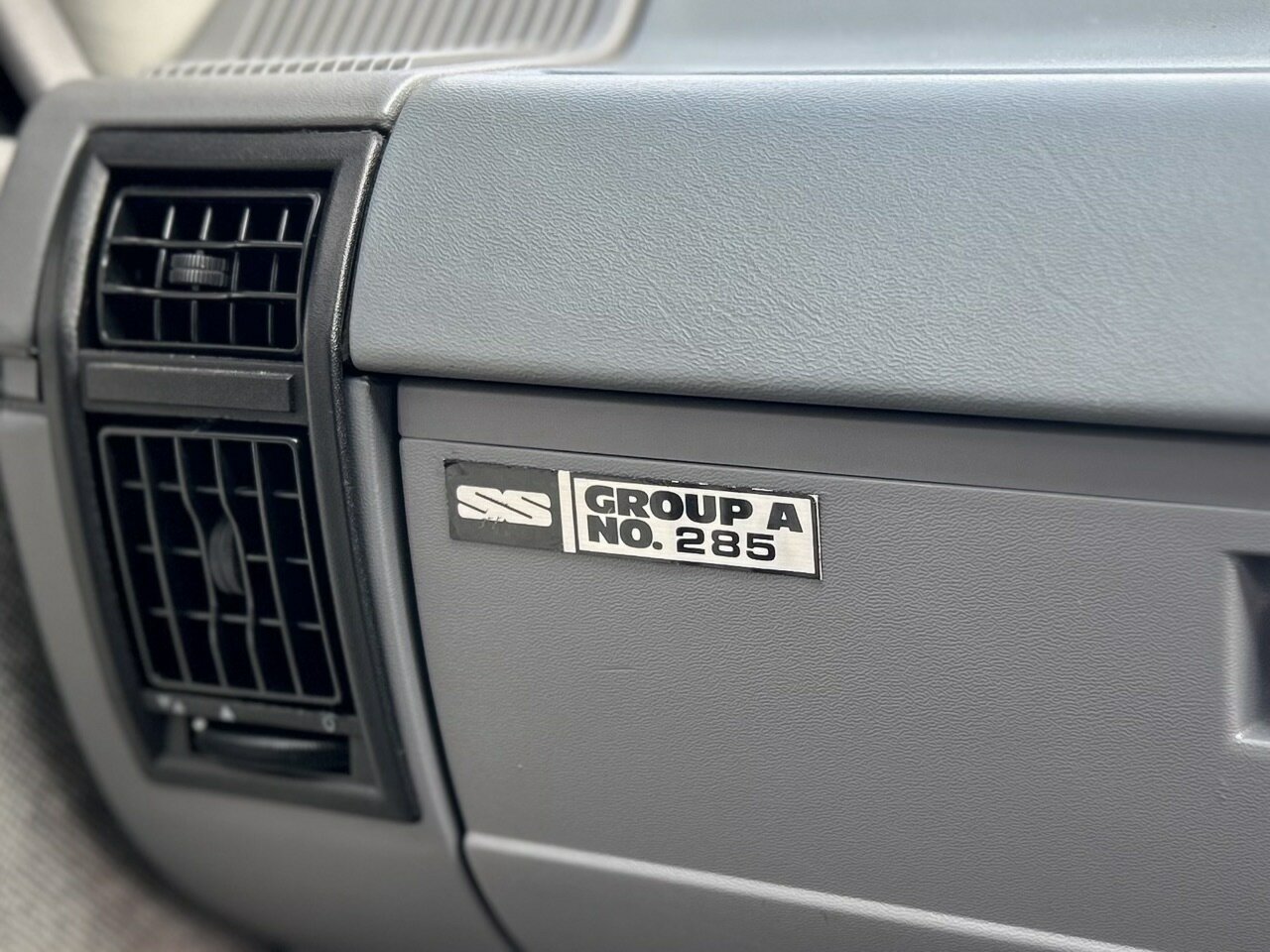 1986 HOLDEN HDT COMMODORE VL SS GROUP A PLUS PACK 5 SP MANUAL 4D SEDAN