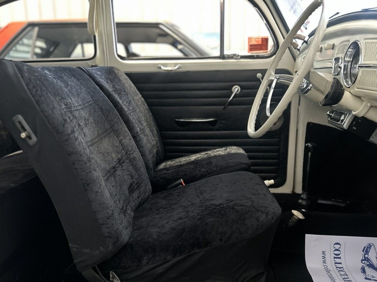 1965 VOLKSWAGEN BEETLE 1300 DELUXE 4 SP MANUAL 2D COUPE