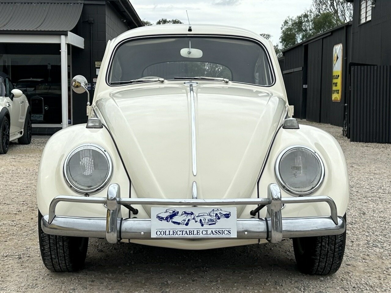 1965 VOLKSWAGEN BEETLE 1300 DELUXE 4 SP MANUAL 2D COUPE