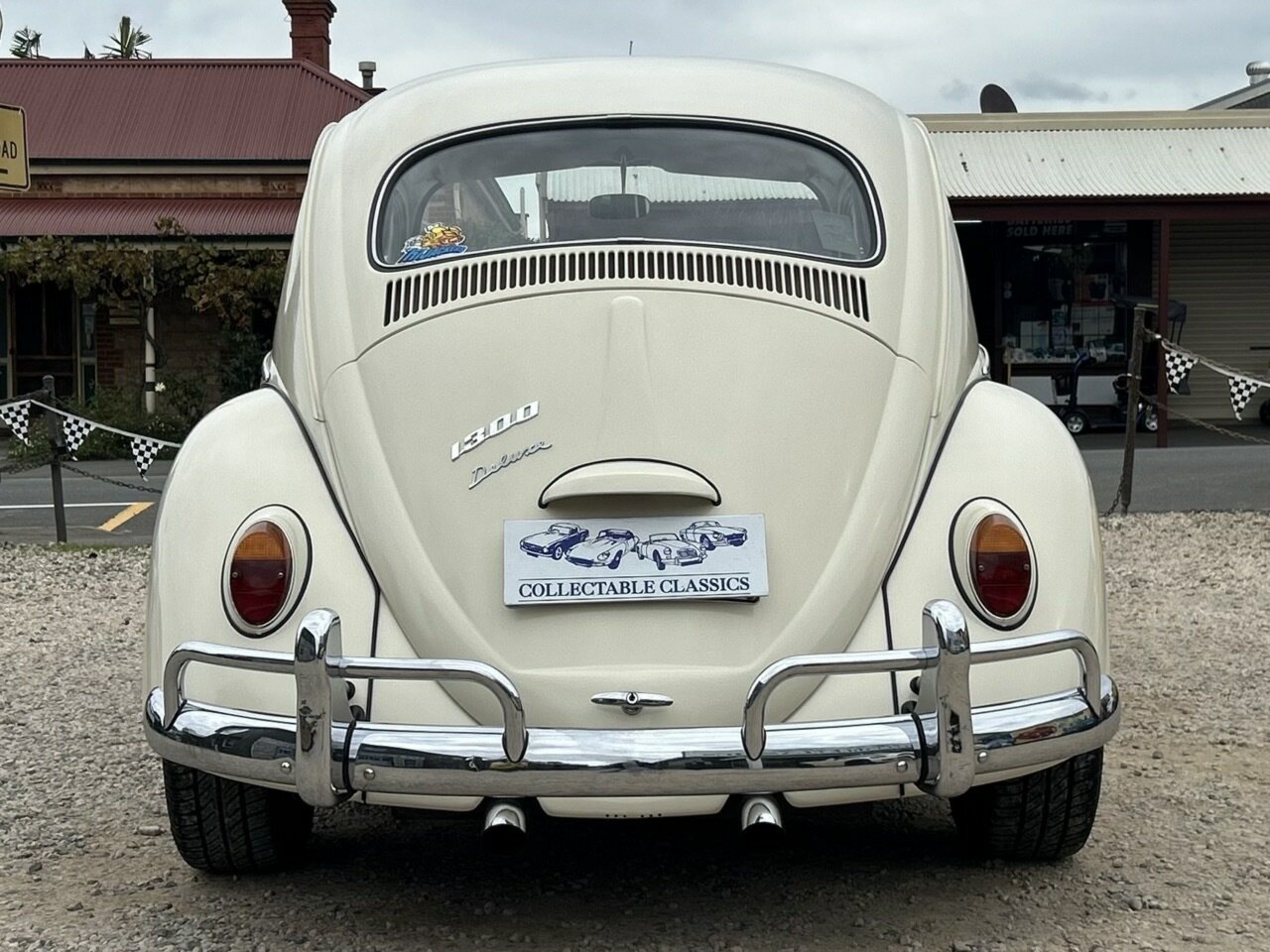1965 VOLKSWAGEN BEETLE 1300 DELUXE 4 SP MANUAL 2D COUPE