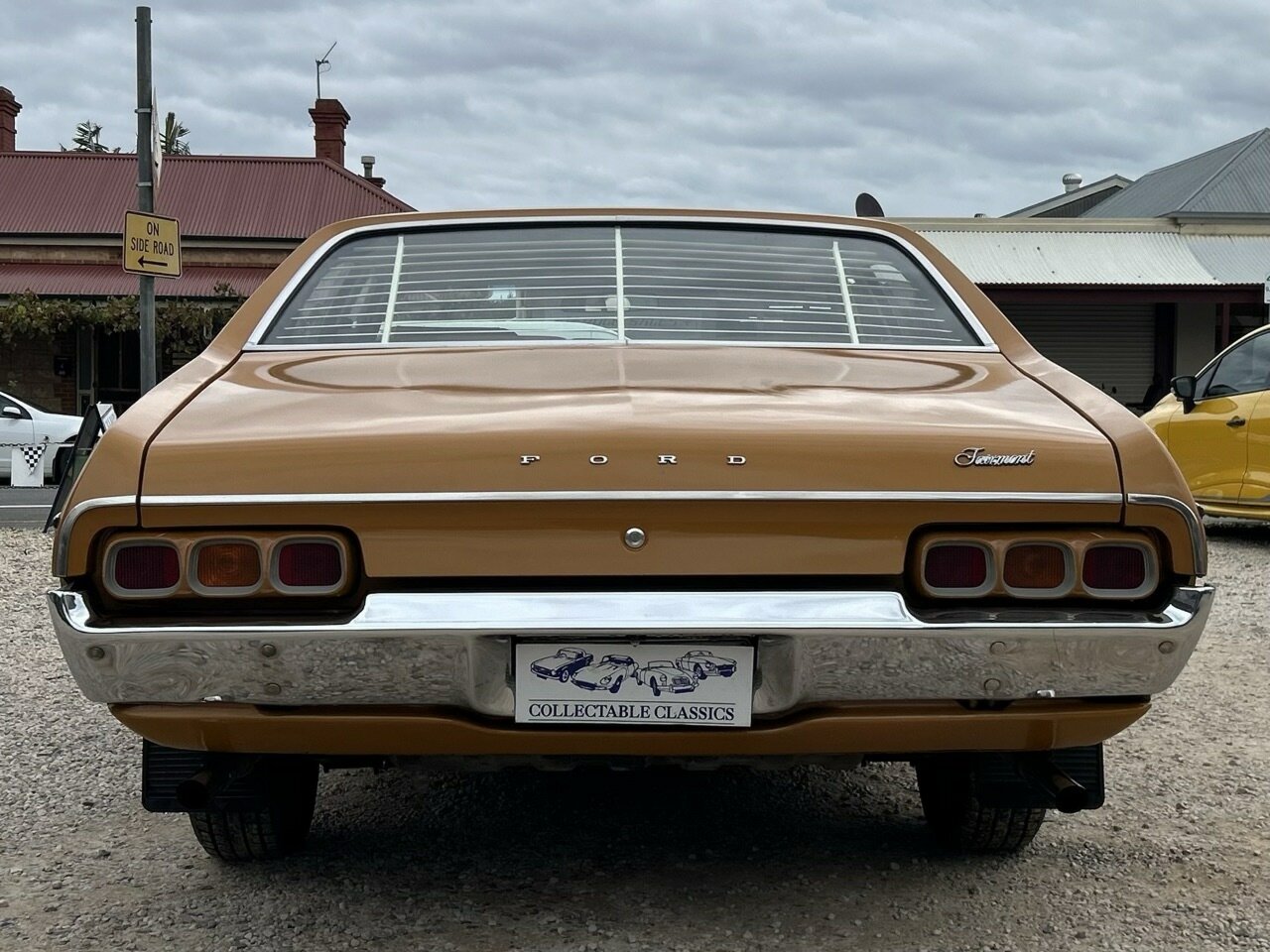 1973 FORD FAIRMONT XA 3 SP AUTOMATIC 4D SEDAN