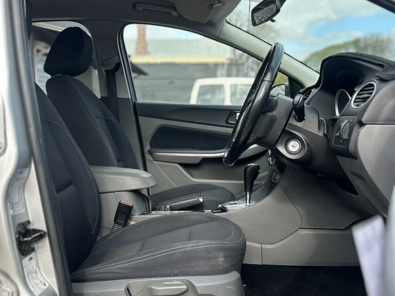 2010 FORD FOCUS LV ZETEC 4 SP AUTOMATIC 5D HATCHBACK