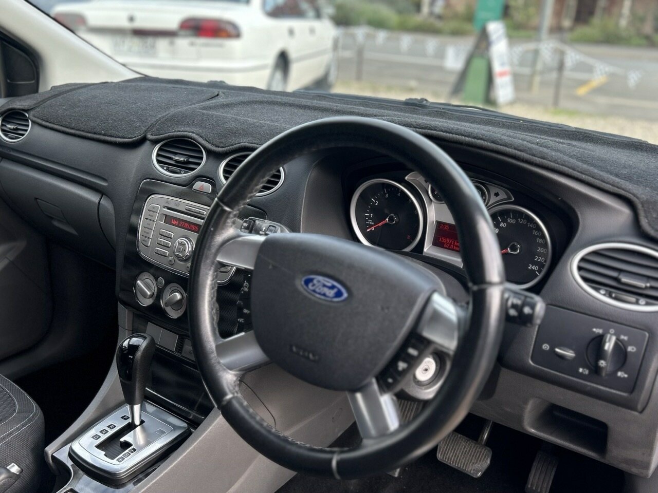 2010 FORD FOCUS LV ZETEC 4 SP AUTOMATIC 5D HATCHBACK