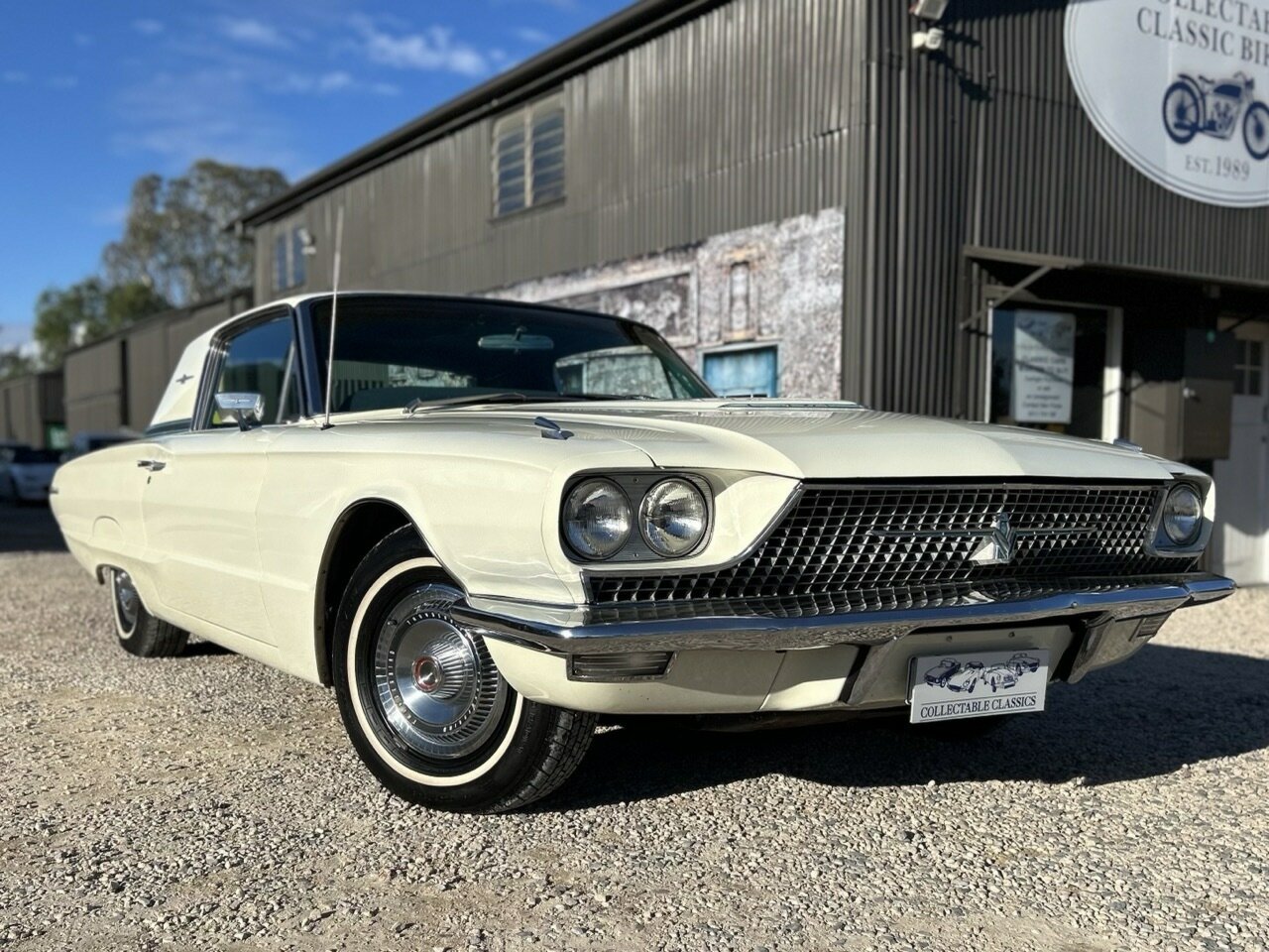 1966 FORD THUNDERBIRD 3 SP AUTOMATIC COUPE