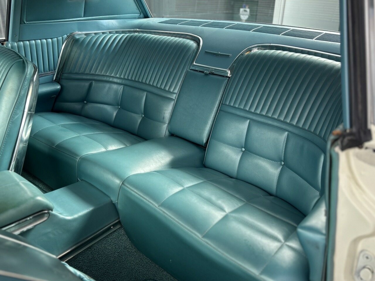 1966 FORD THUNDERBIRD 3 SP AUTOMATIC COUPE