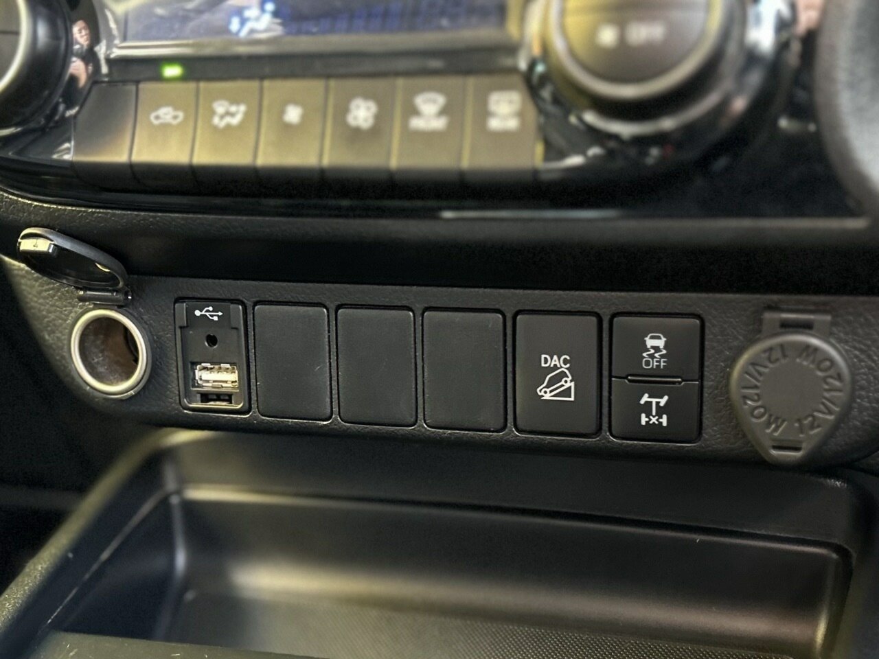 2022 TOYOTA HILUX GUN126R SR5 (4x4) 6 SP AUTOMATIC X CAB P/UP