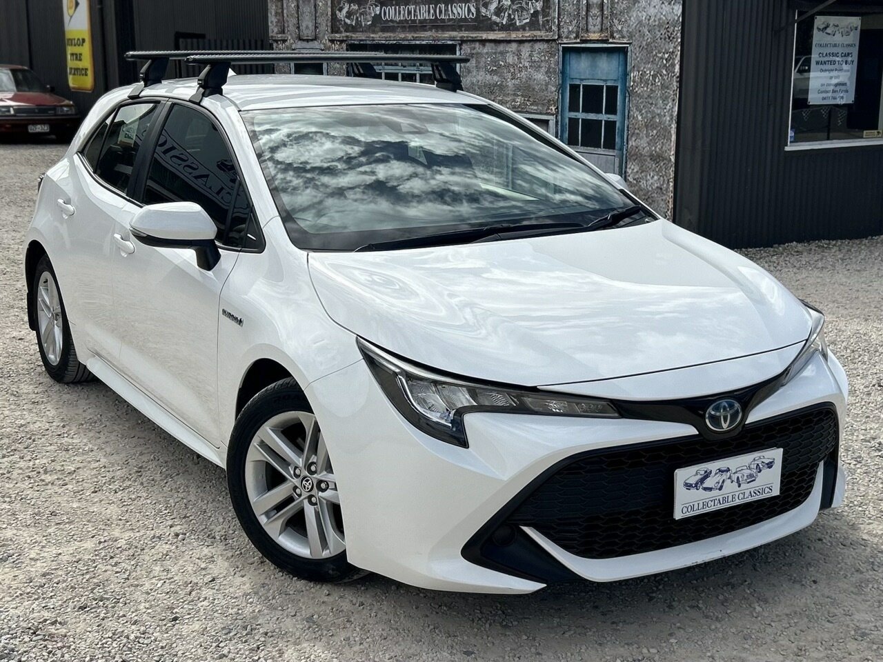 2018 TOYOTA COROLLA ZWE211R ASCENT SPORT HYBRID CONTINUOUS VARIABLE 5D HATCHBACK