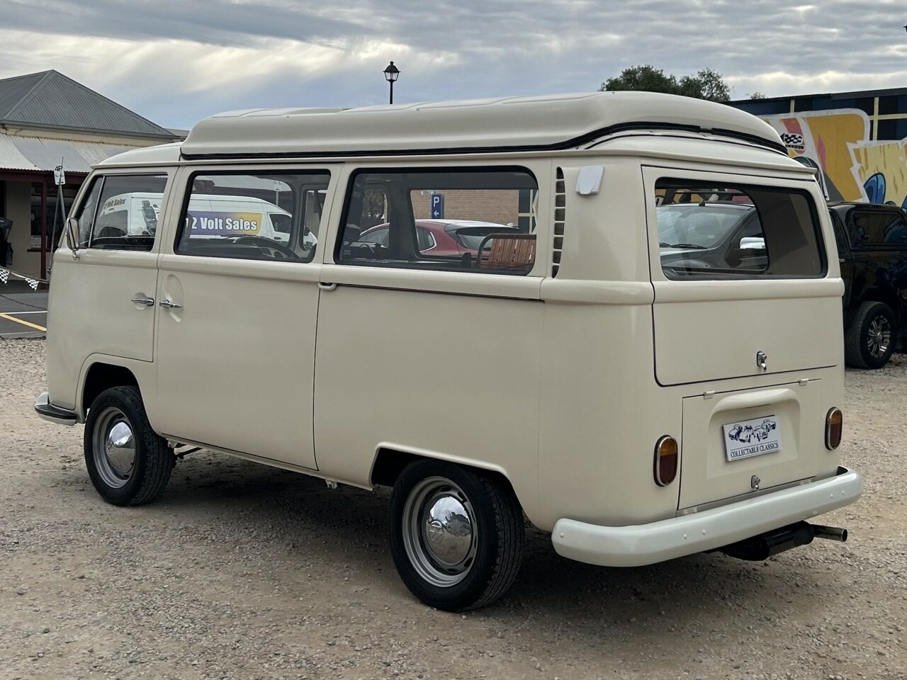 1969 VOLKSWAGEN KOMBI 4 SP MANUAL VAN