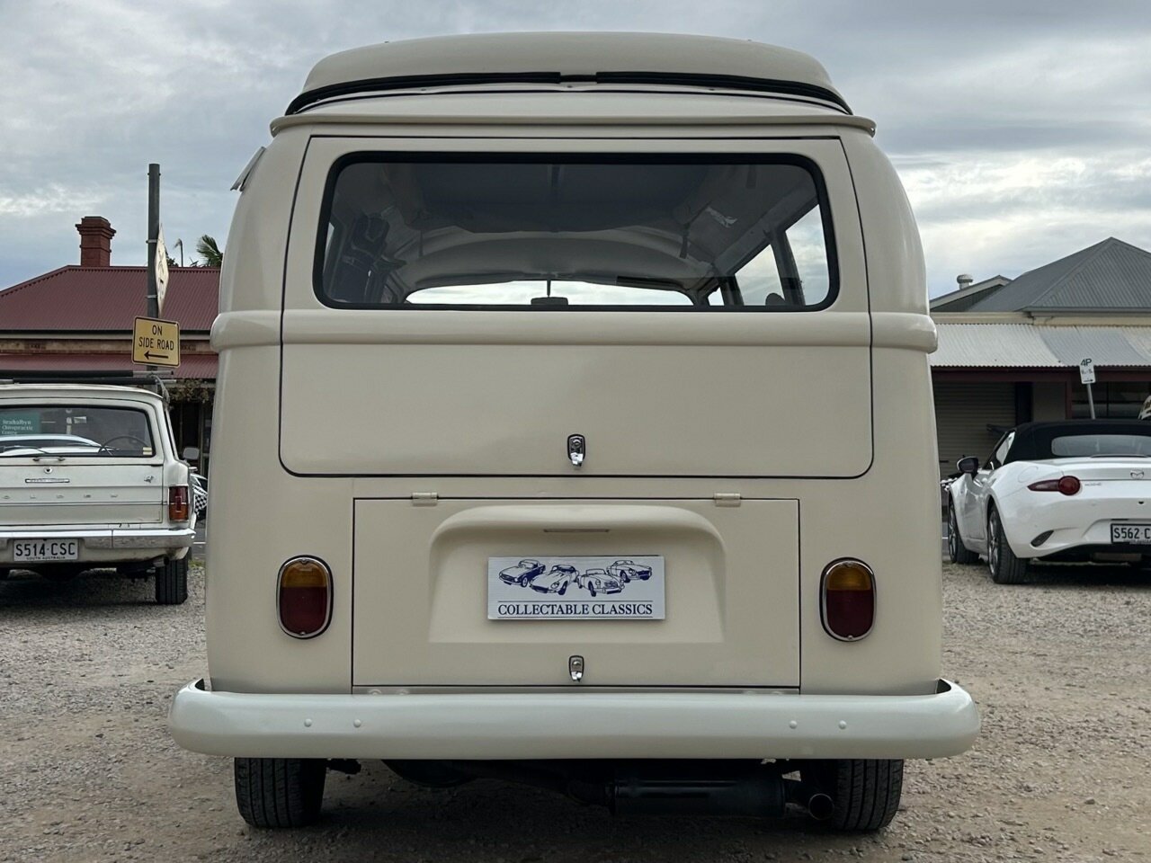 1969 VOLKSWAGEN KOMBI 4 SP MANUAL VAN