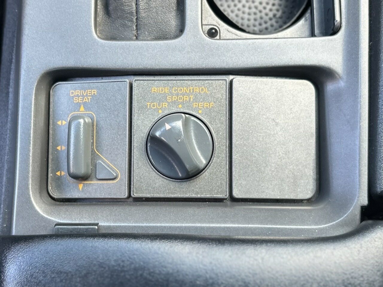 1991 CHEVROLET CORVETTE C4 COUPE