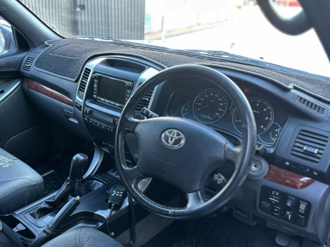 2004 TOYOTA LANDCRUISER KZJ120R PRADO VX (4x4) 4 SP AUTOMATIC 4D WAGON