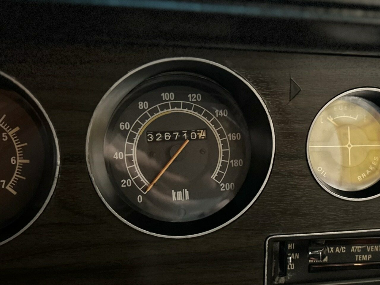 1976 VALIANT CHARGER VK 770 AUTOMATIC 2D COUPE