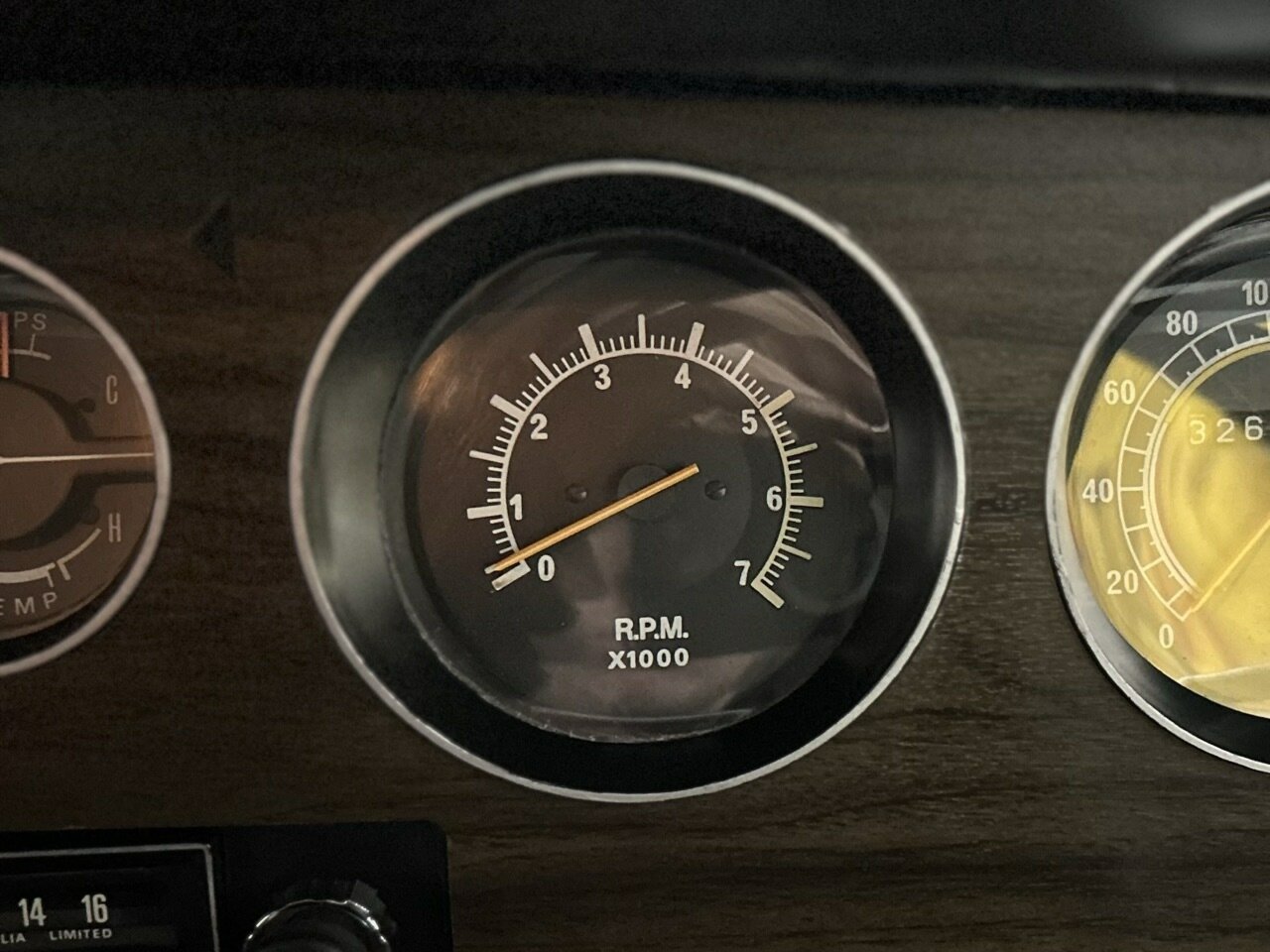 1976 VALIANT CHARGER VK 770 AUTOMATIC 2D COUPE