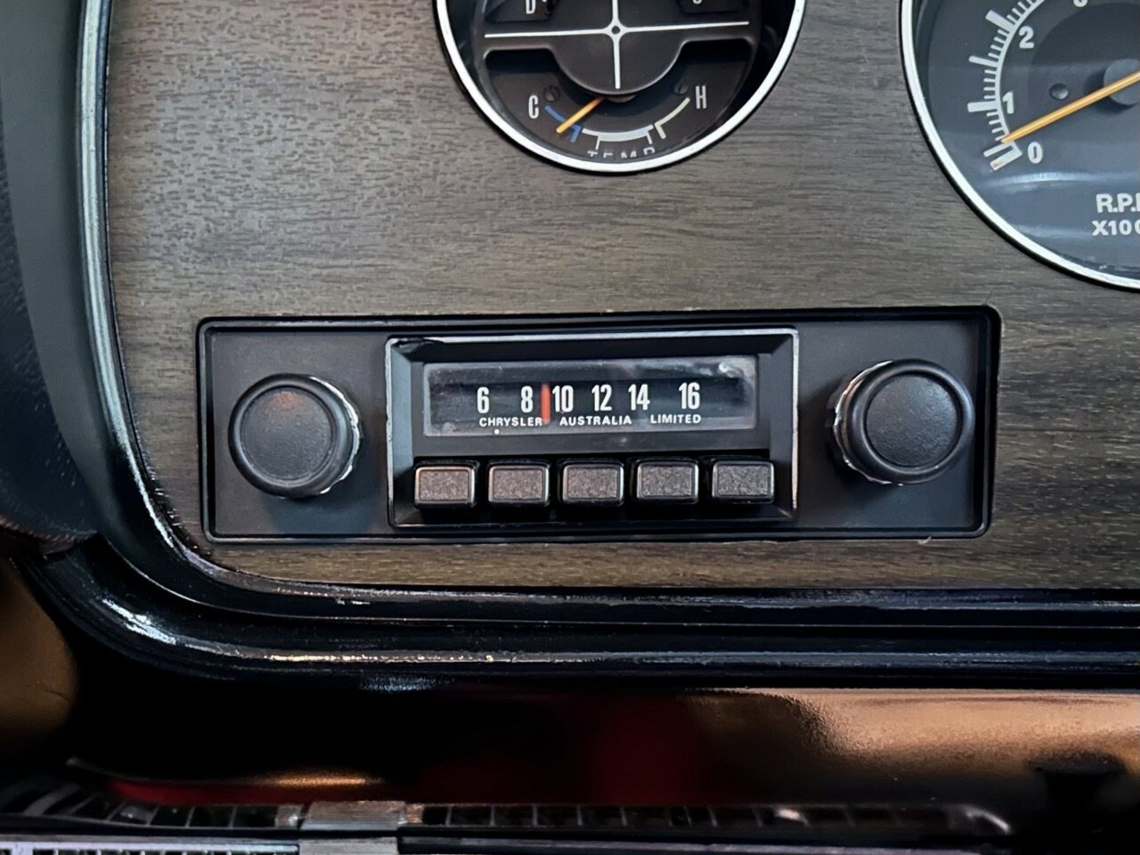 1976 VALIANT CHARGER VK 770 AUTOMATIC 2D COUPE