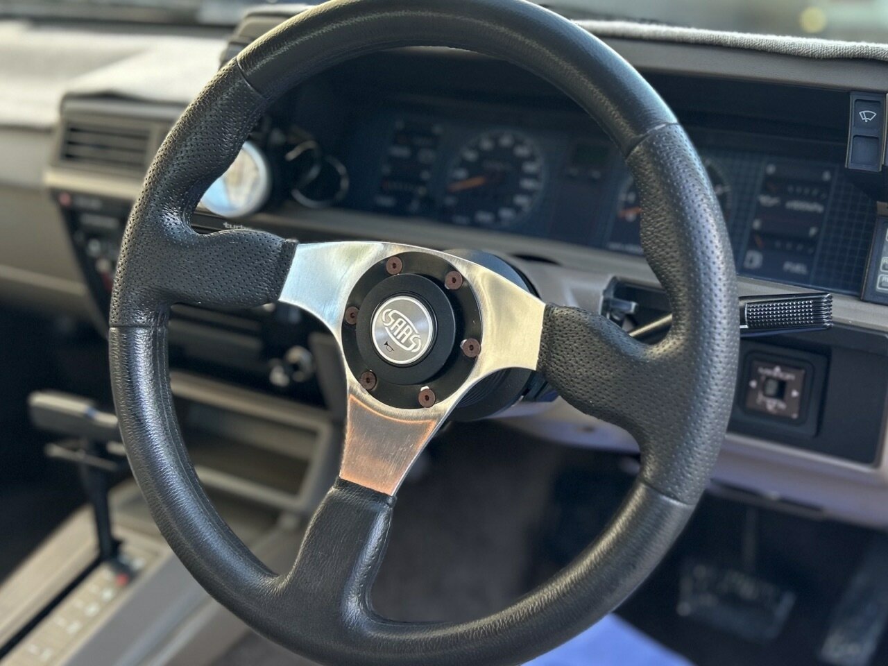 1987 HOLDEN CALAIS VL 4 SP AUTOMATIC 4D SEDAN