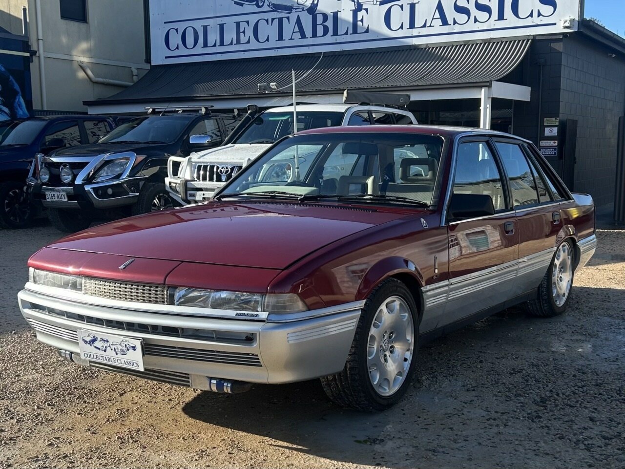 1987 HOLDEN CALAIS VL 4 SP AUTOMATIC 4D SEDAN