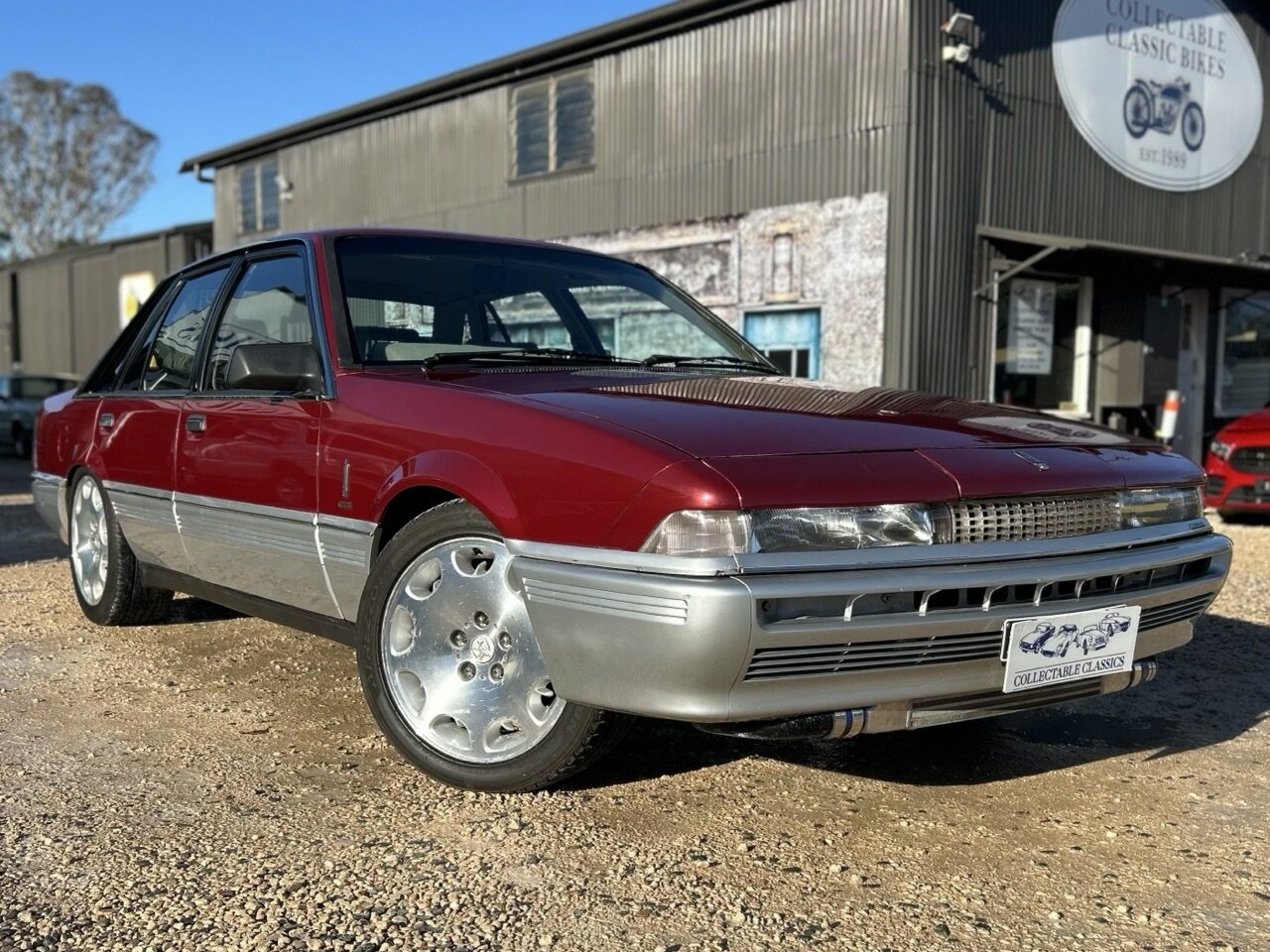 1987 HOLDEN CALAIS VL 4 SP AUTOMATIC 4D SEDAN