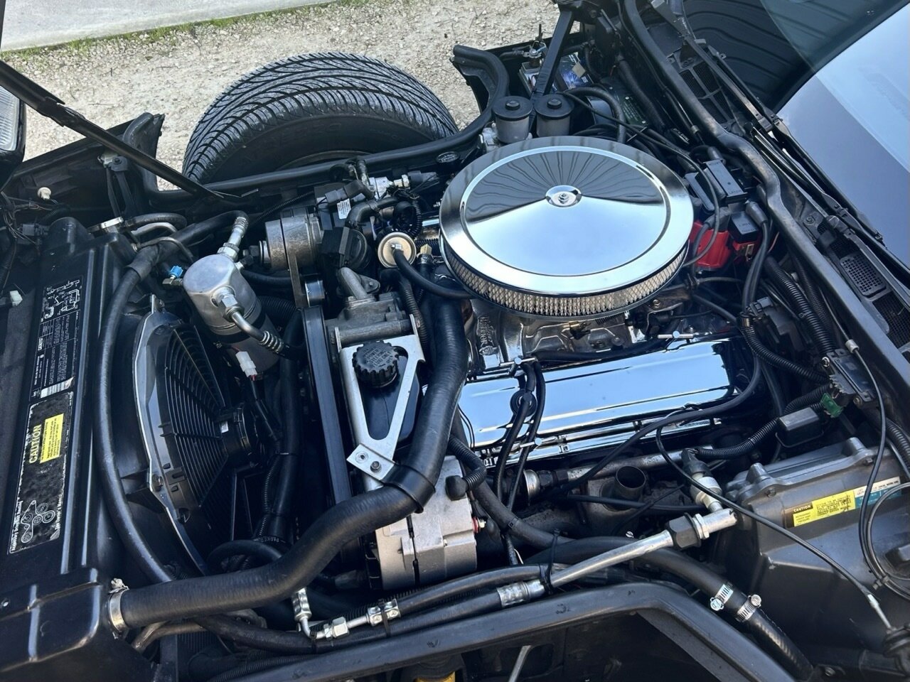 1984 CHEVROLET CORVETTE C4 4 SP AUTO + OVERDRIVE COUPE