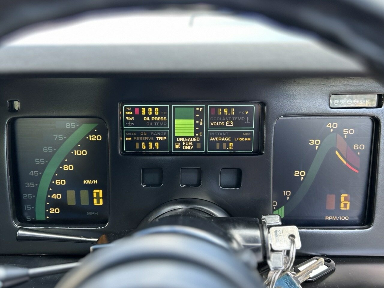 1984 CHEVROLET CORVETTE C4 4 SP AUTO + OVERDRIVE COUPE