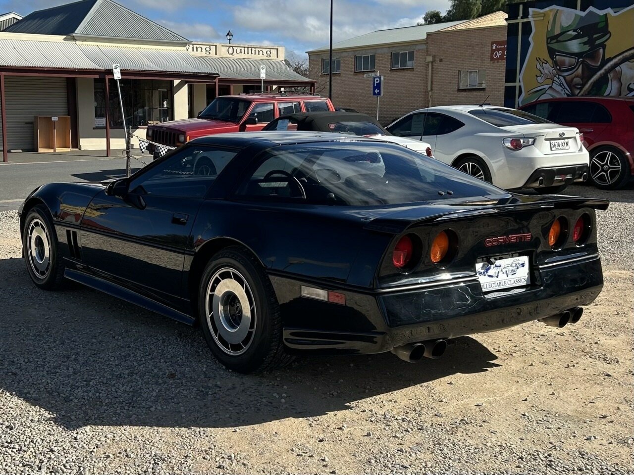 1984 CHEVROLET CORVETTE C4 4 SP AUTO + OVERDRIVE COUPE