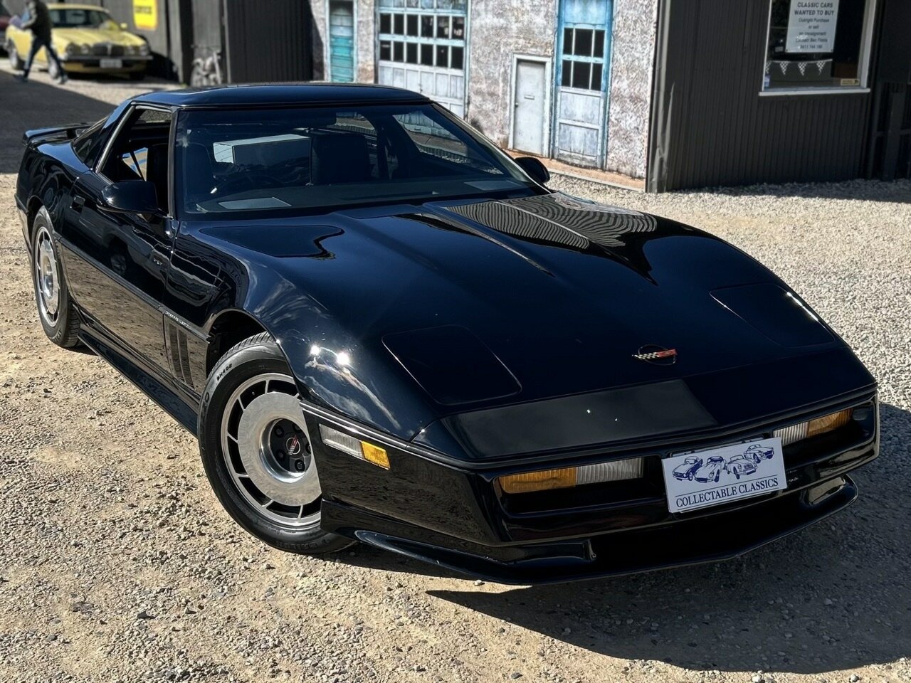 1984 CHEVROLET CORVETTE C4 4 SP AUTO + OVERDRIVE COUPE