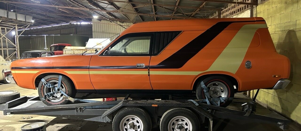 1977 CHRYSLER VALIANT CL DRIFTER 4 SP MANUAL PANEL VAN