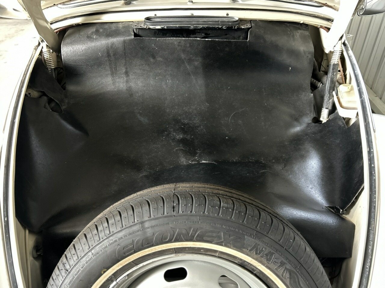 1972 VOLKSWAGEN 1300 (BEETLE) 4 SP MANUAL 2D SEDAN