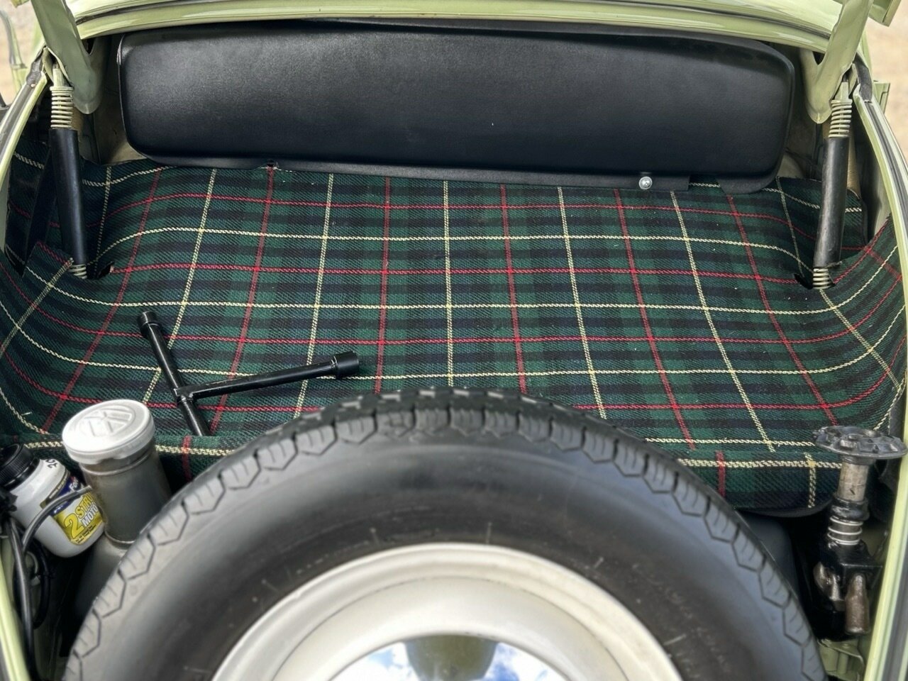 1963 VOLKSWAGEN 1200 (BEETLE) STANDARD 4 SP MANUAL 2D SEDAN