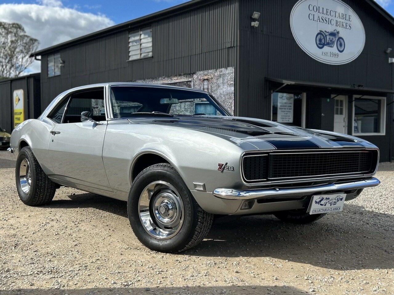 1968 CHEVROLET CAMARO Z28 3 SP AUTOMATIC 2D COUPE