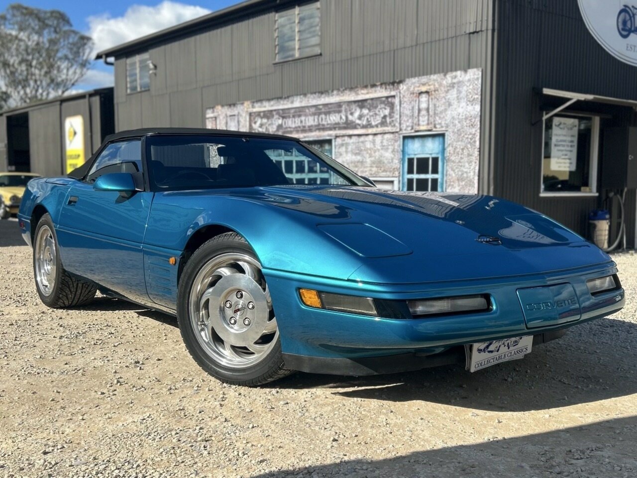 1992 CHEVROLET CORVETTE C4 6 SP MANUAL CONVERTIBLE
