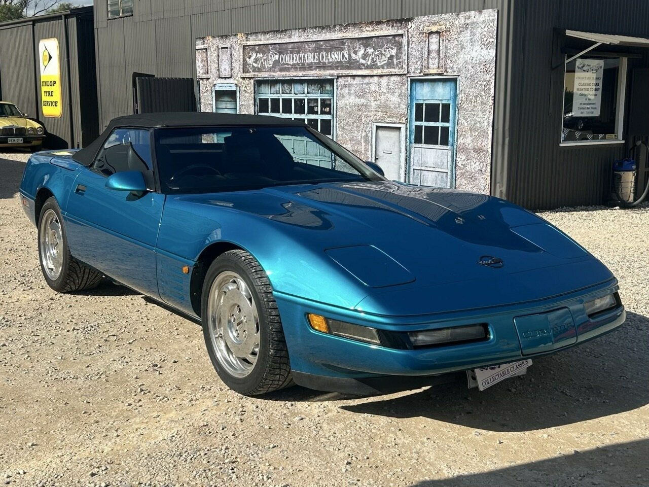 1992 CHEVROLET CORVETTE C4 6 SP MANUAL CONVERTIBLE