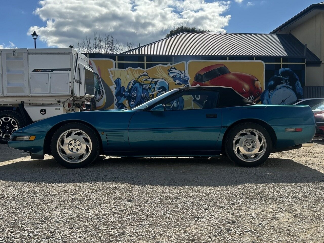 1992 CHEVROLET CORVETTE C4 6 SP MANUAL CONVERTIBLE