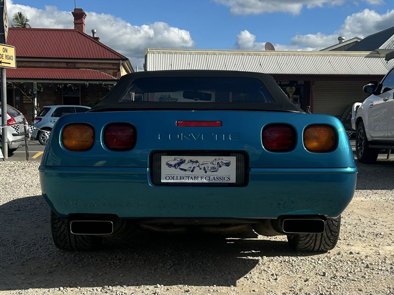 1992 CHEVROLET CORVETTE C4 6 SP MANUAL CONVERTIBLE