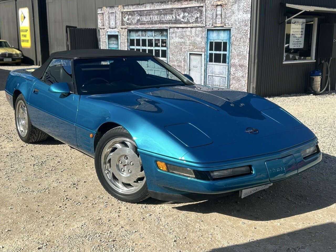 1992 CHEVROLET CORVETTE C4 6 SP MANUAL CONVERTIBLE