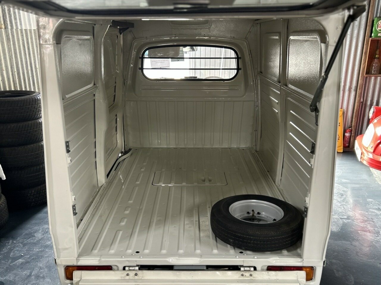 1976 HONDA TN360 TNV DELUXE 4 SP MANUAL 4D VAN