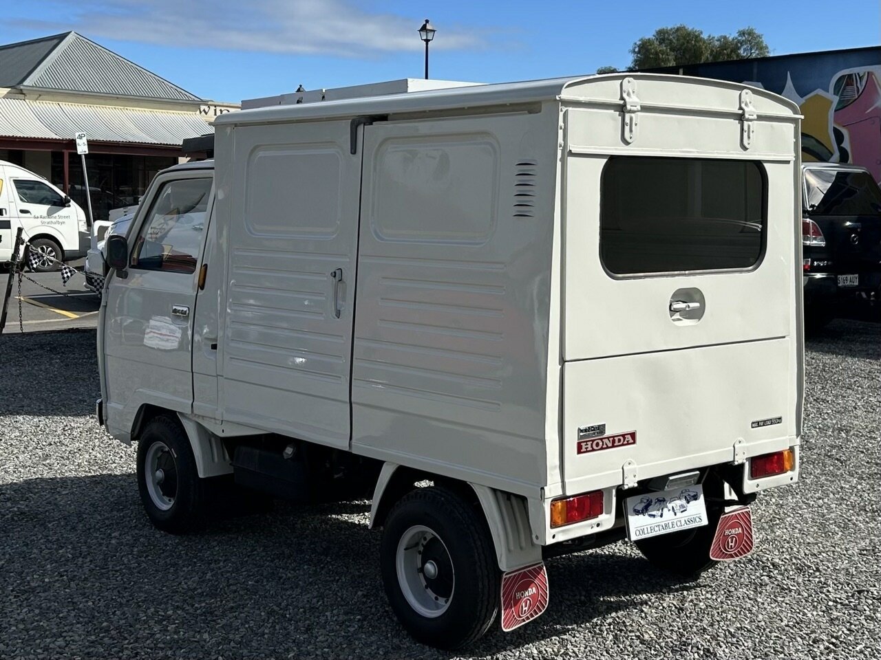 1976 HONDA TN360 TNV DELUXE 4 SP MANUAL 4D VAN