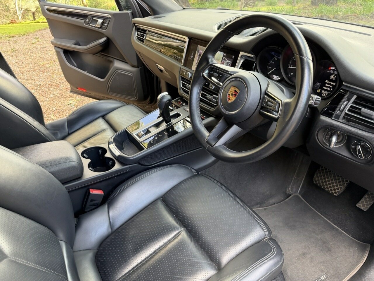 2021 PORSCHE MACAN 95B MY22 7 SP AUTO DUAL CLUTCH 4D WAGON