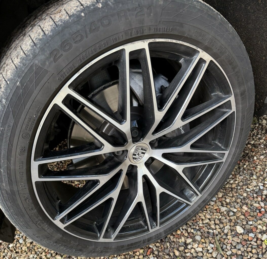 2021 PORSCHE MACAN 95B MY22 7 SP AUTO DUAL CLUTCH 4D WAGON