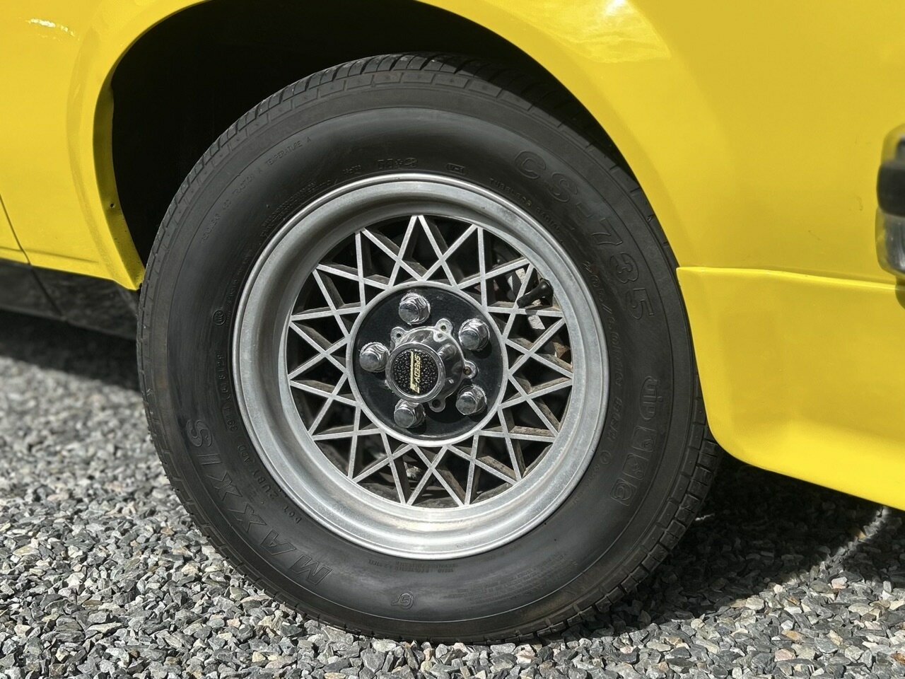 1976 HOLDEN TORANA LX SL/R 5000 TRIBUTE 4 SP MANUAL 4D SEDAN