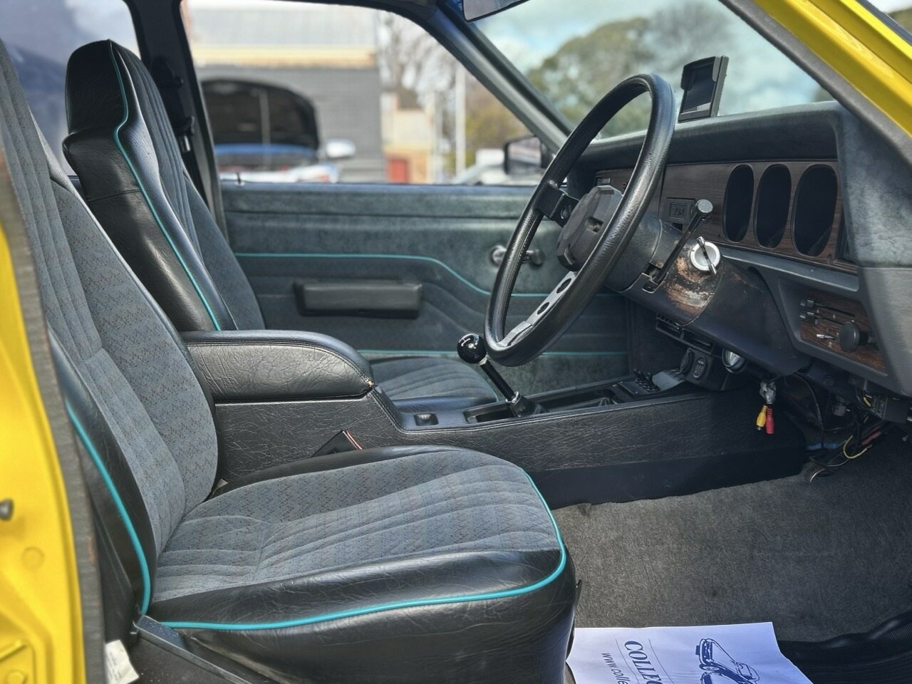 1976 HOLDEN TORANA LX SL/R 5000 TRIBUTE 4 SP MANUAL 4D SEDAN