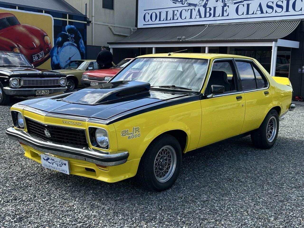 1976 HOLDEN TORANA LX SL/R 5000 TRIBUTE 4 SP MANUAL 4D SEDAN