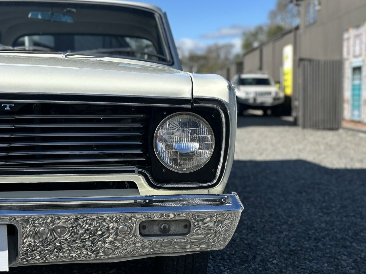 1967 CHRYSLER VALIANT VC REGAL 3 SP AUTOMATIC 4D SEDAN